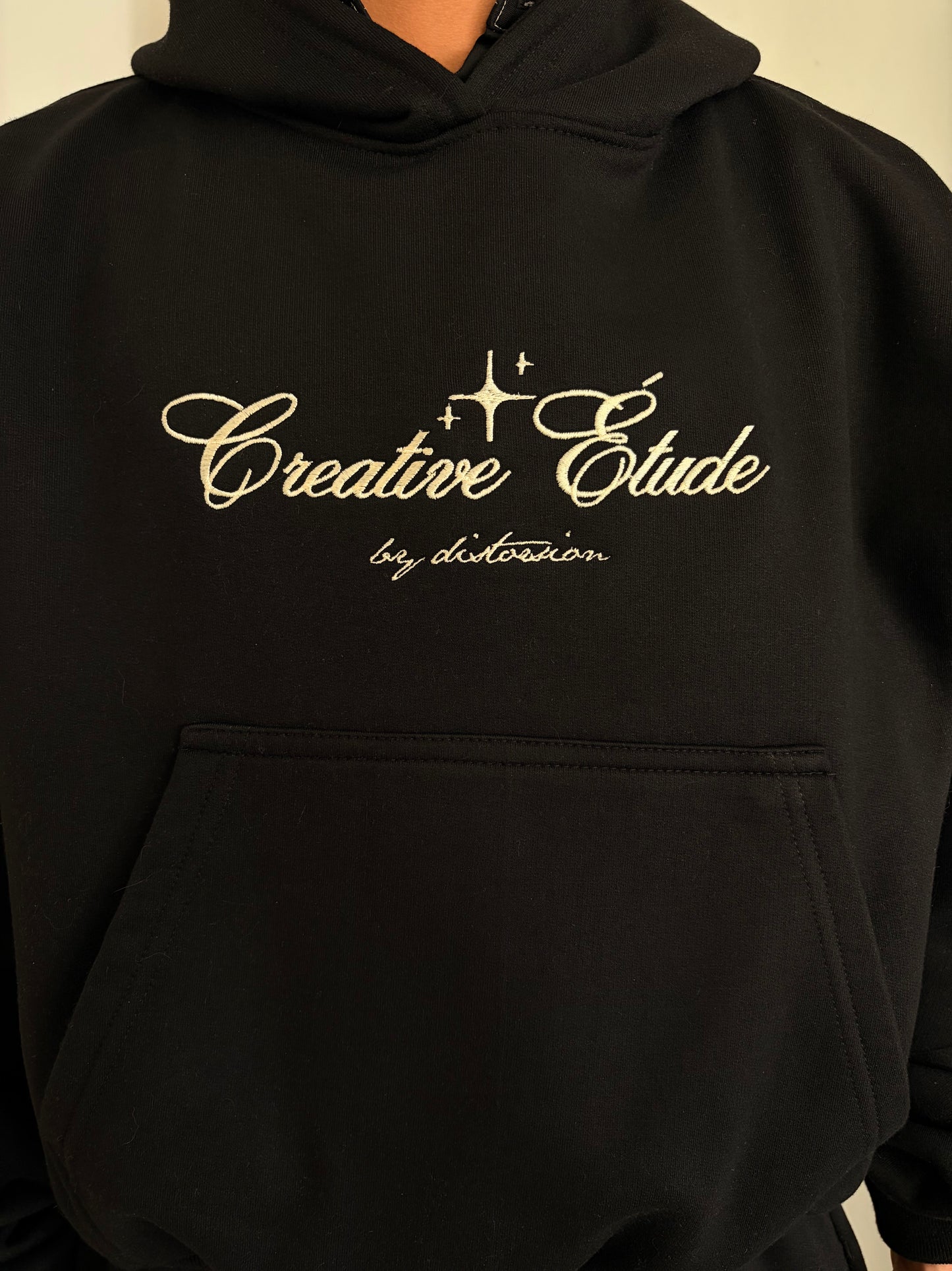 Polerón boxy creative étude negro