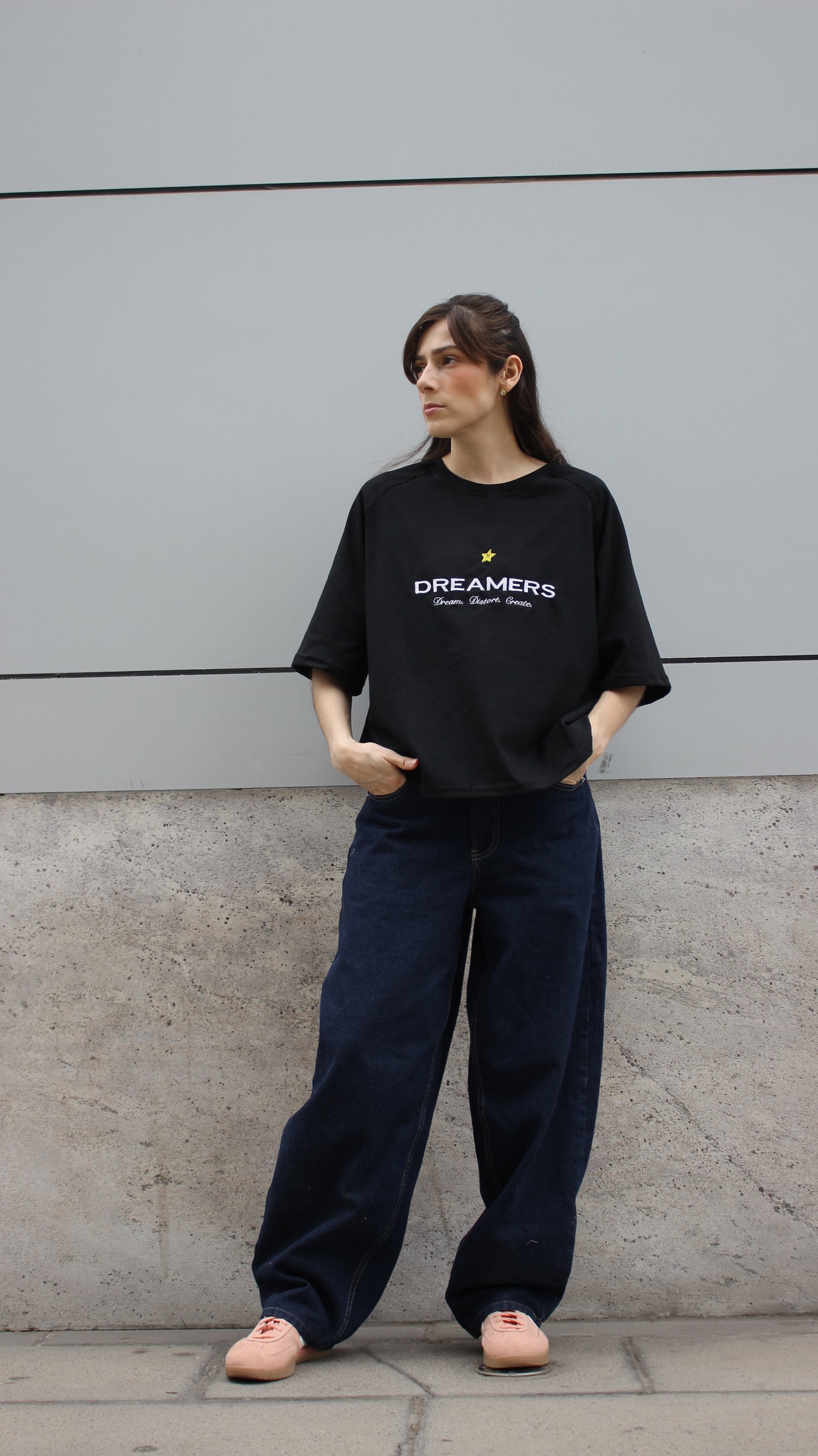 Polera Boxy Dreamers Negra