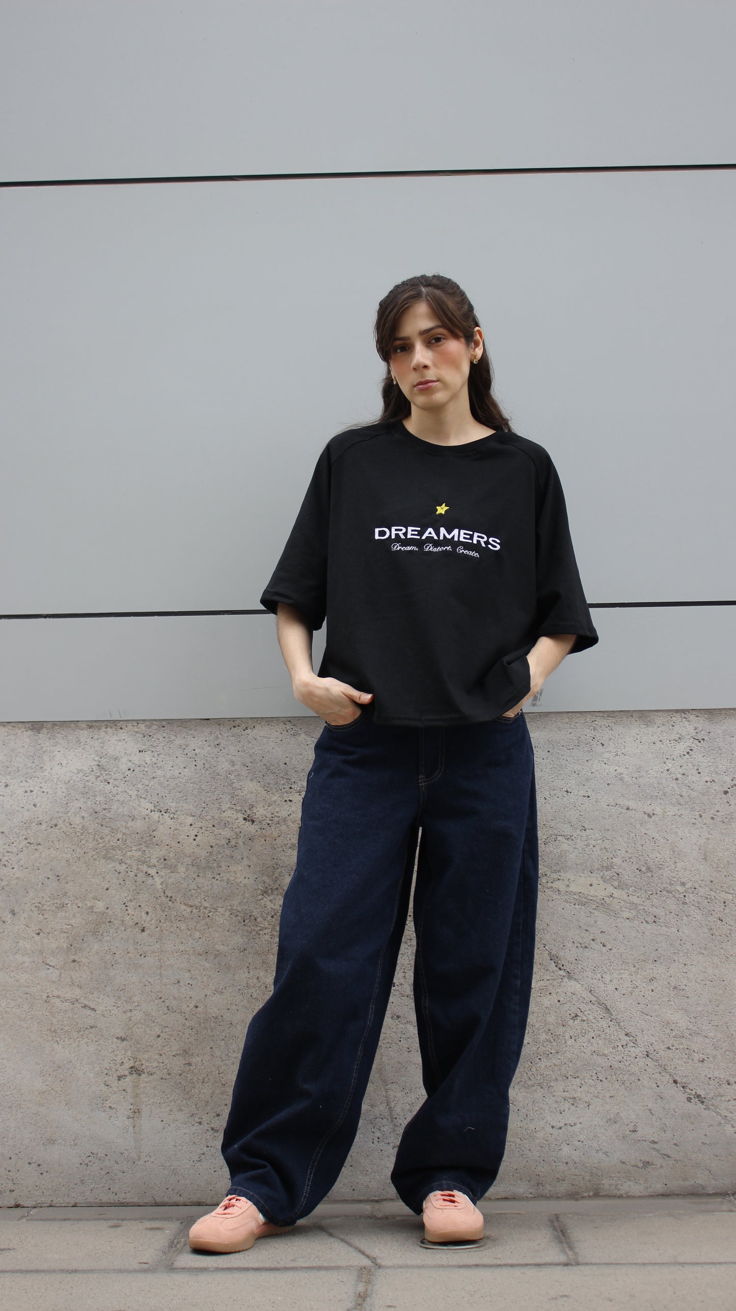 Polera Boxy Dreamers Negra